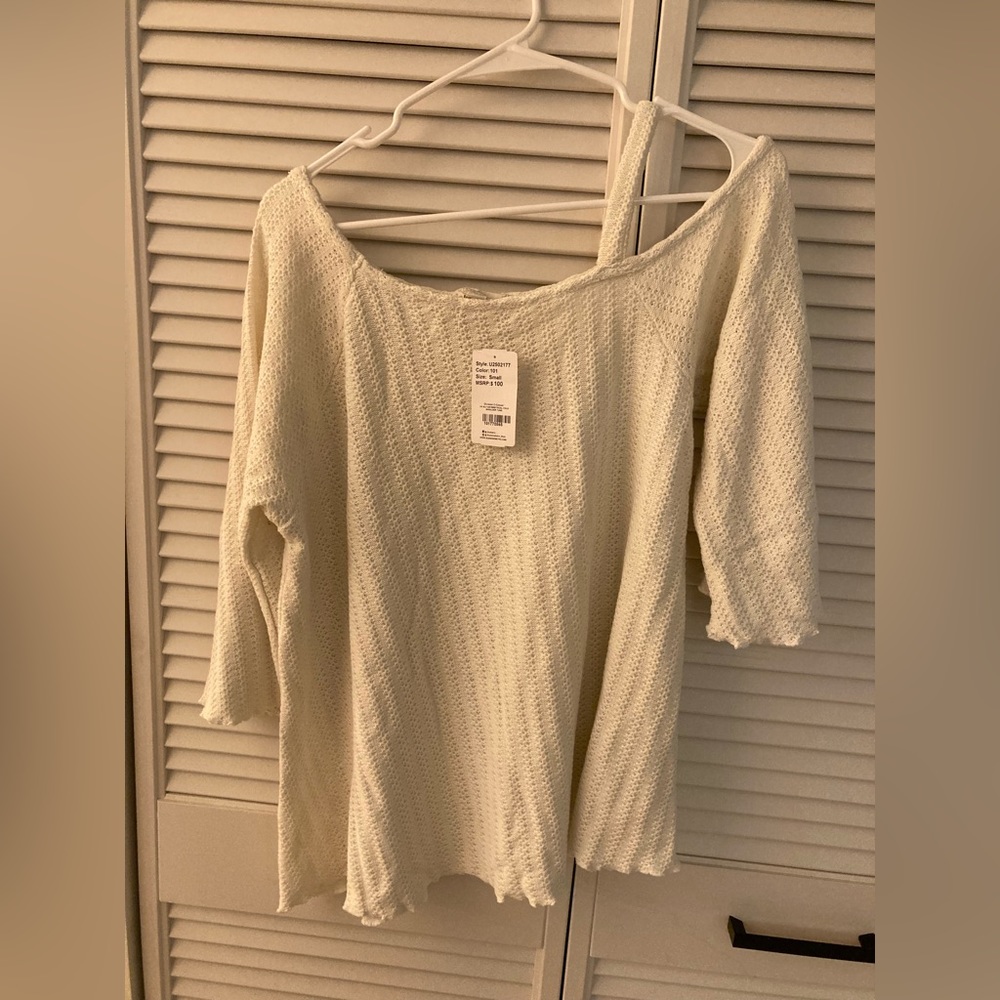 NWT Weekend Suzanne Betro Top